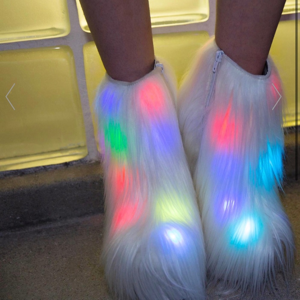 current mood dolls kill fluffer light up boots